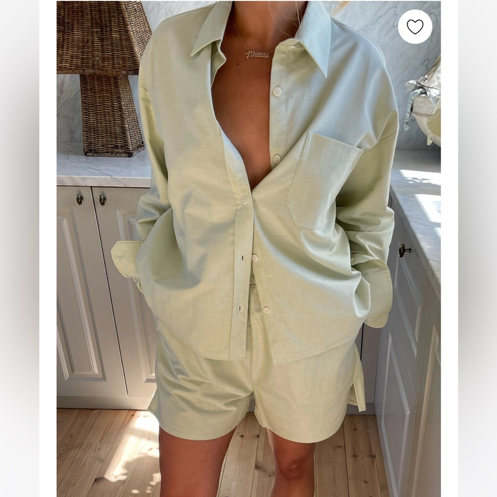 Djerf Avenue Breezy Shorts Green